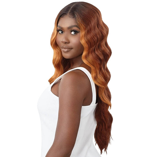 JOANNA - Outre Sleek Lay Part Synthetic Lace Front Wig