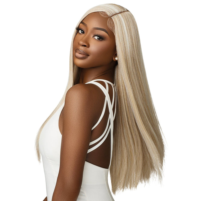 KAYCEE| Outre Color Bomb Synthetic HD Lace Front Wig