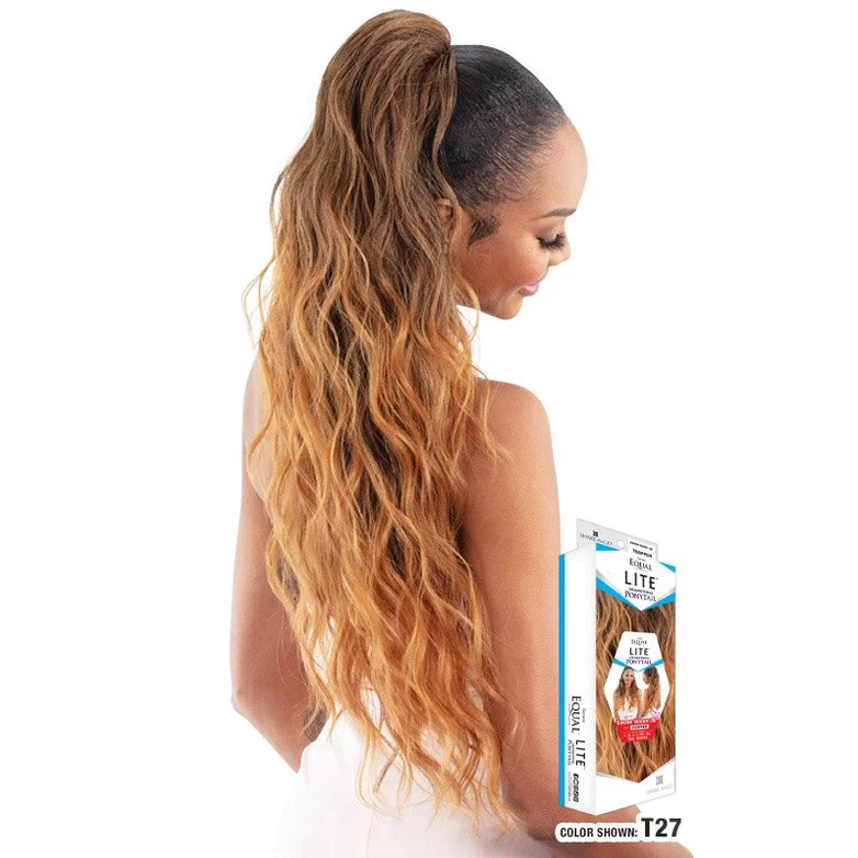 Freetress Equal Synthetic Ponytail - Loose Wave 28"