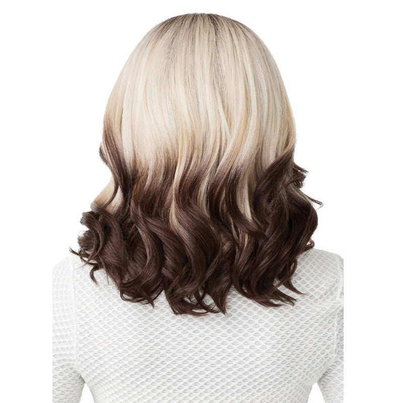 Outre Perfect Hairline Synthetic 13x4 HD Lace Front Wig - MALIBU