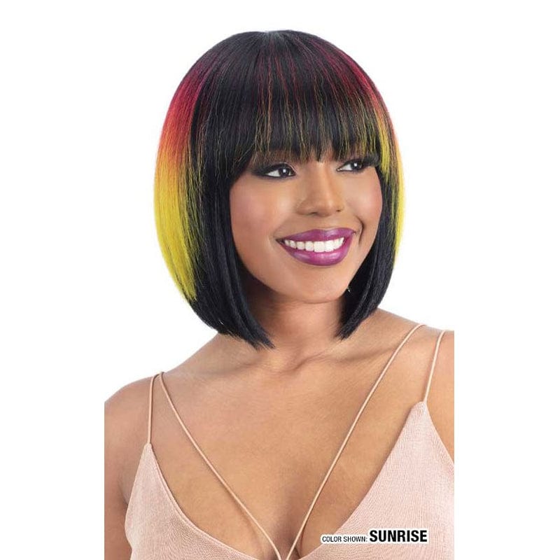 VICTORIA - Shake N Go Legacy Human Hair Blend Wig
