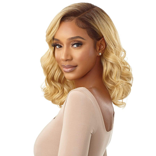 HERMINIA | Outre Melted Hairline Synthetic HD Lace Front Wig | Hair to Beauty.