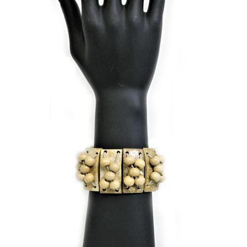 B0195 | Stretchy Ivory Shell Bar and Beads Bracelet | Hair to Beauty.