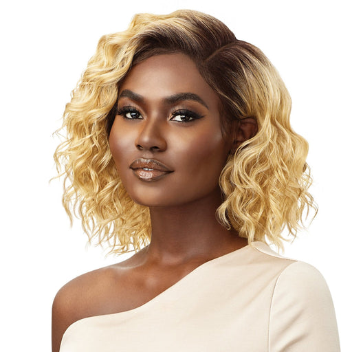 THAIS | Outre Melted Hairline Synthetic HD Lace Front Wig | Hair to Beauty.